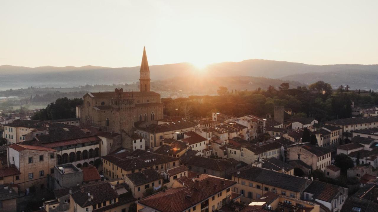 Hotel Minerva Arezzo Bagian luar foto