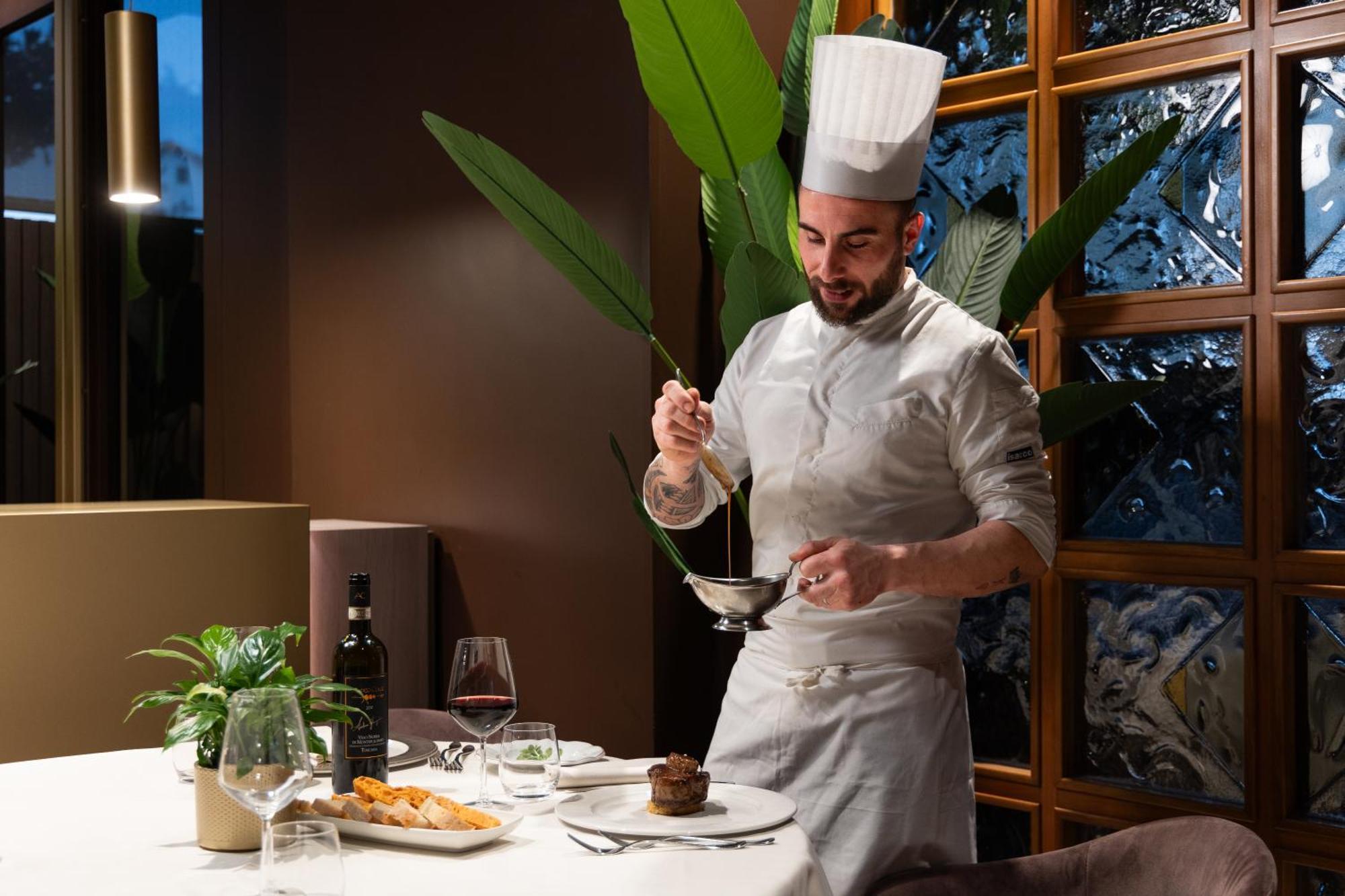 Hotel Minerva Arezzo Bagian luar foto