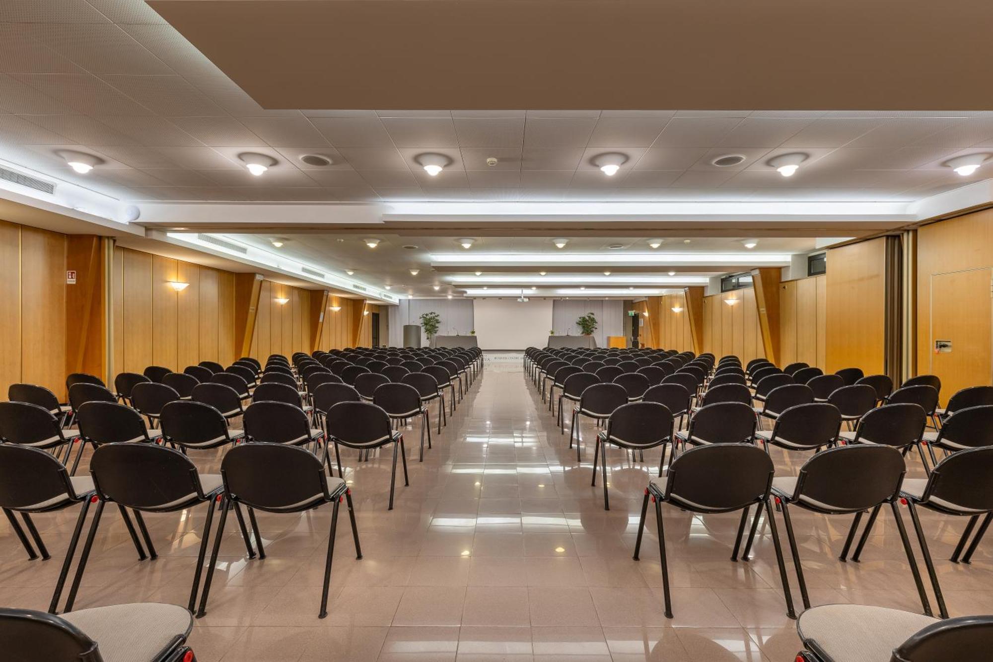 Hotel Minerva Arezzo Bagian luar foto